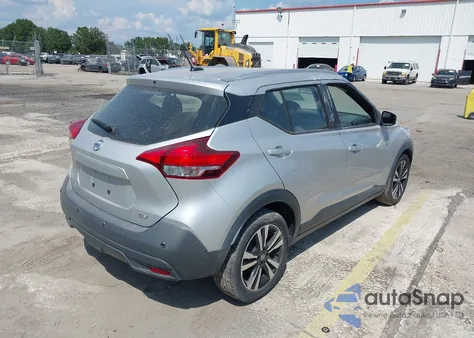 2020 Nissan Kicks Sv Xtronic Cvt из США, поврежденный, VIN 3N1CP5CV6LL509775